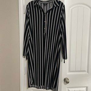 Jones New York Knee Length Dress Striped
